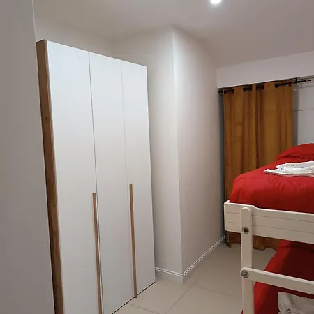 Caraceni 2 Apartment