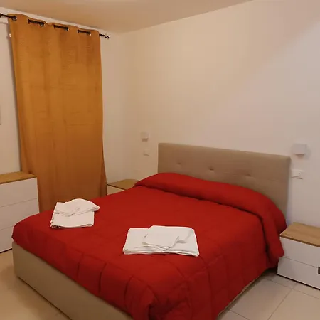 Caraceni 2 Apartament